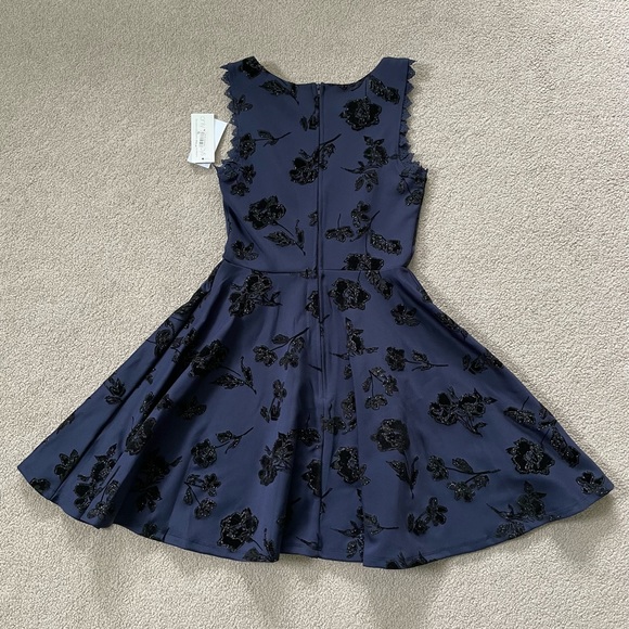 Navy And Black Floral Sparkle Dress, Size 1 - Picture 5 of 7